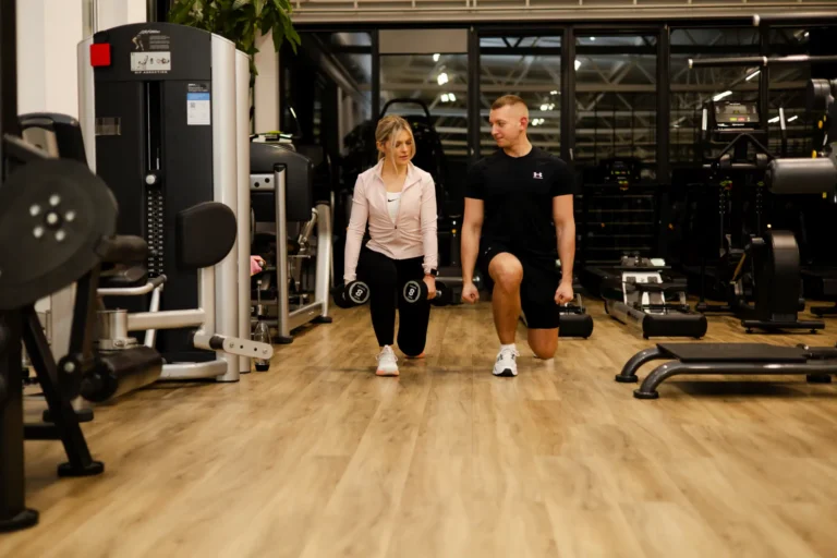 Wykroki - na mięśnie czworogłowe uda